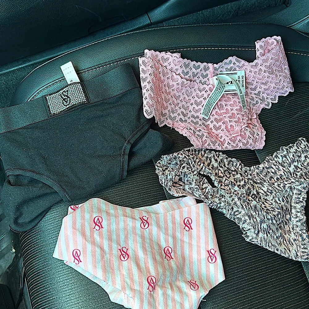 Victoria’s Secret underwear bundle  (4 pairs total)
all brand new with tags - Picture 8 of 8